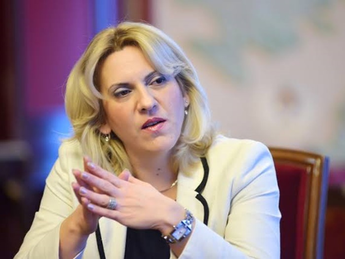 Željka Cvijanović: Helez treba biti smijenjen