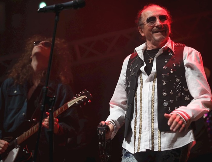 Željko Bebek koncertom u Splitu obilježio 50 godina karijere