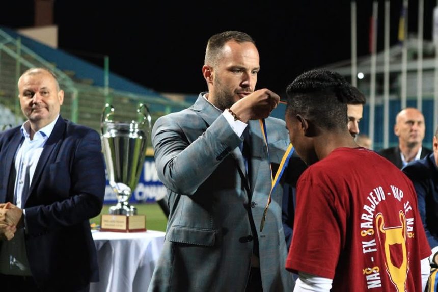 Zeljković čestitao Sarajevu: Osmi trofej i evropska jesen – zasluženo!