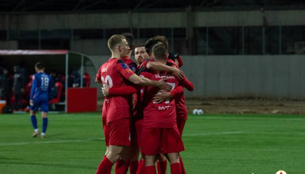 Željo dočekuje Slogu, Velež protiv Slobode