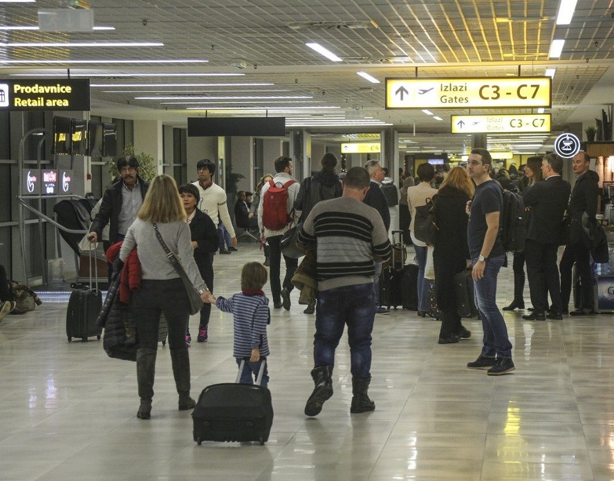 Zemlje EU uvode niže naknade za kašnjenje letova