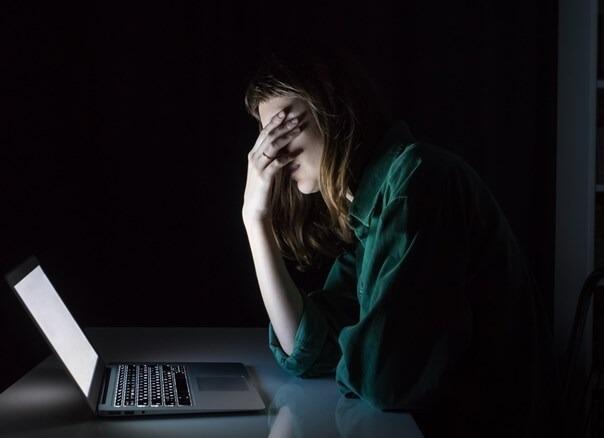 Žena i muškarac iz Sl. Broda nasjeli na kompjutersku prevaru i ostali bez hiljadu eura