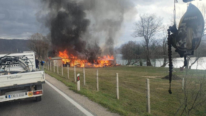 Žena smrtno stradala u požaru koji je izbio u porodičnoj kući