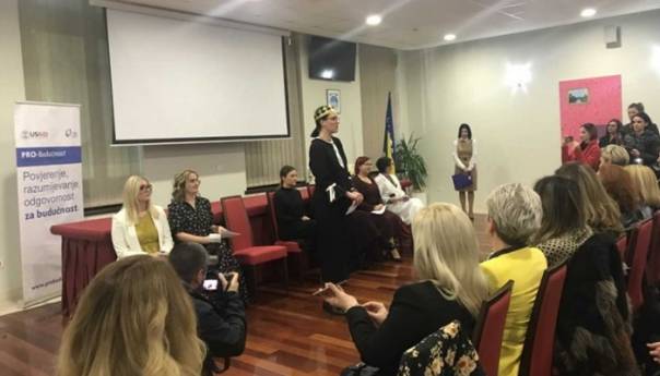 Žene iz prošlosti i sadašnjosti Mostara ukazale na značaj Dana žena