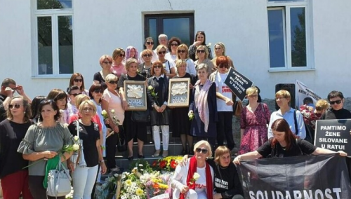 Žene SDA BiH i ove godine dale podršku događaju 'Pamtimo žene silovane u ratu u BiH'