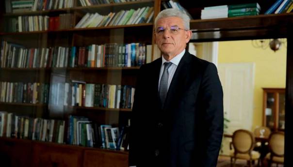 Žene su dale nemjerljiv doprinos u izgradnji i razvoju svih segmenata bh. društva