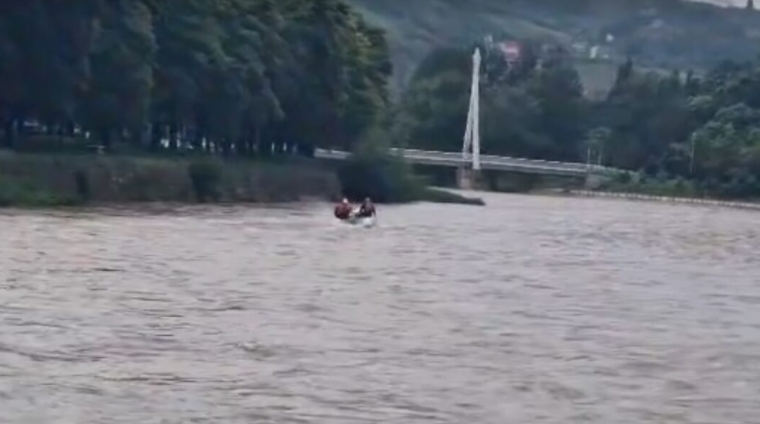 Iz rijeke Bosne u zeničkom naselju Kanal izvučeno beživotno tijelo žene