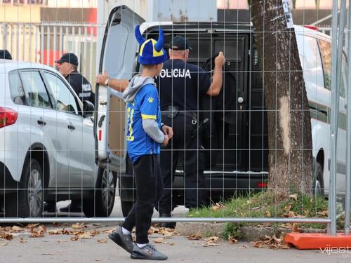 Zenička policija zaprimila prijavu o tuči navijača