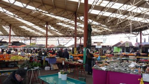 Zenička Tržnica ponovo otvorila i prodaju mliječnih i suhomesnatih proizvoda