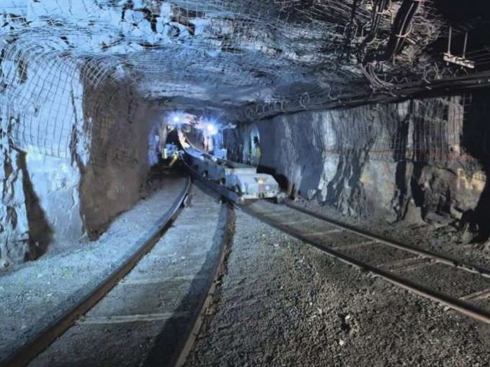 Zenički rudari drugu noć prenoćili u jami