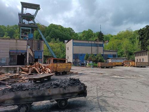 Zenički rudari ni jutros nisu sišli u jamu 'Raspotočje'