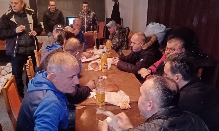 Zenički rudari prekinuli štrajk glađu, nastavljen generalni štrajk