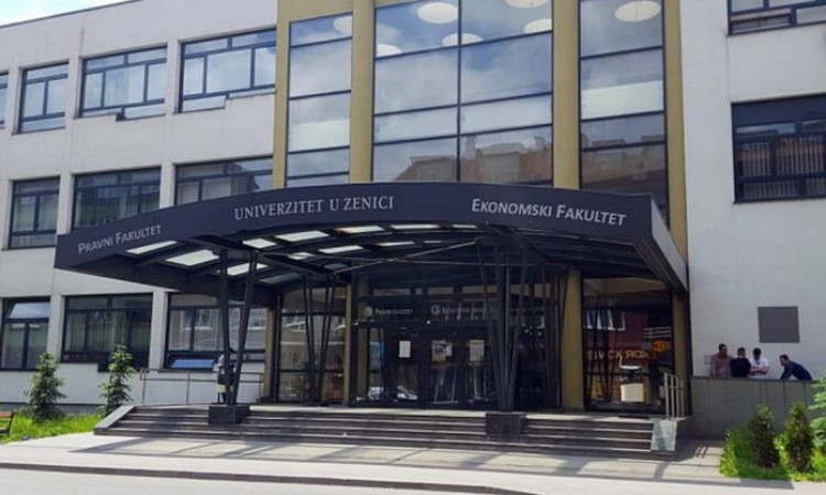 Zenički univerzitet u prvom roku upisao 579 studenata, preostalo 471 mjesto