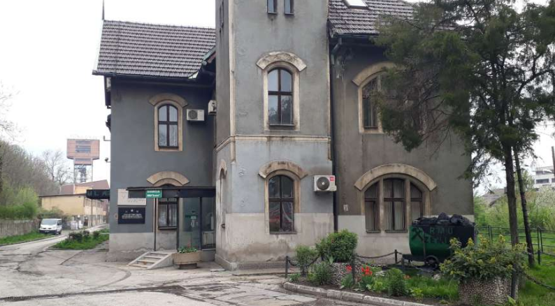 Zeničkim rudarima uplaćena plaća i jedan topli obrok pa bi s radom mogli početi u drugoj smjeni