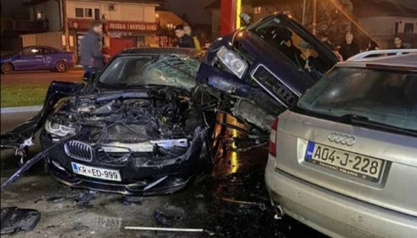 Žestok sudar u Banjaluci, automobili smrskani