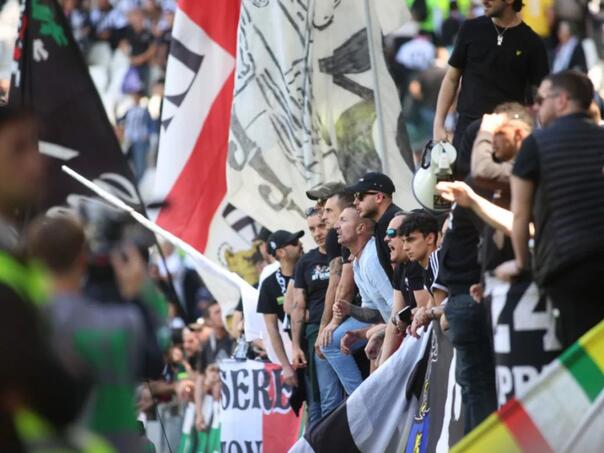 Žestok sukob navijača Torina i Juventusa, ima teško povrijeđenih