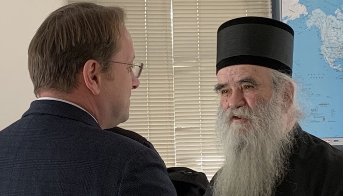 Žestoke kritike Varhelyiu nakon odavanja počasti Amfilohiju