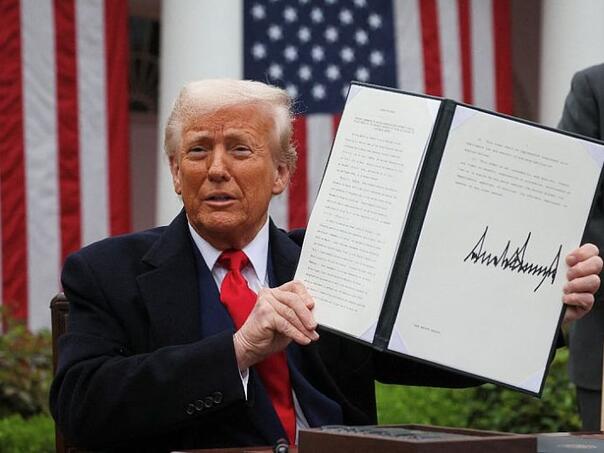 Žestoke reakcije iz svijeta: Trump je karijeru stavio na kocku