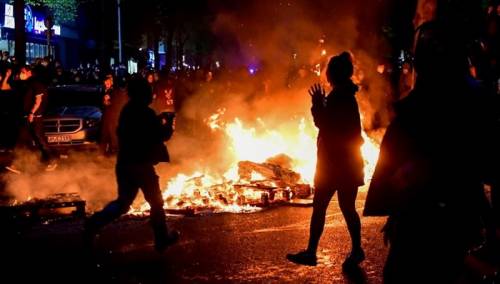Žestoki sukobi policije i demonstanata u Berlinu