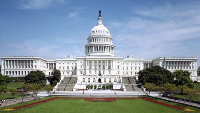 Zgrada Kapitola zatvorena za javne obilaske, kongresmeni na sedmičnom odsustvu