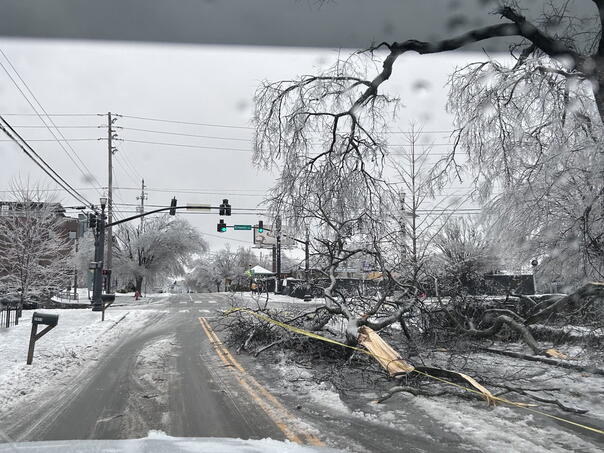 Zimska oluja paralizovala SAD: Najmanje sedam mrtvih