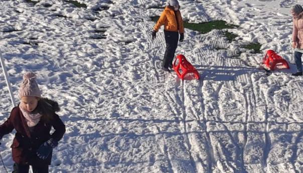 Zimska rehabilitacija za djecu i mlade izliječene od raka sa područja TK