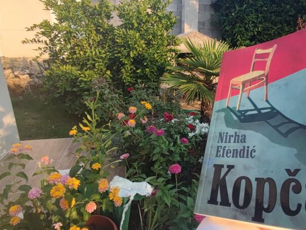 Živa dokumentarna proza o Srebrenici: Nirhina Kopča