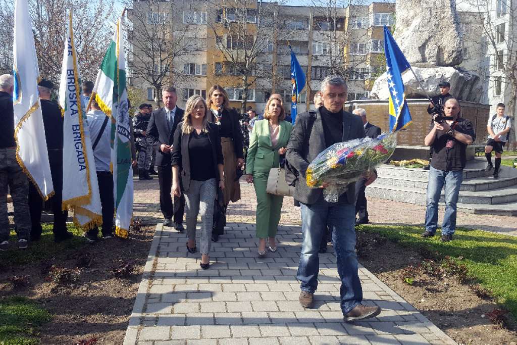 Živinice: Svečanom akademijom obilježen Dan ARBiH