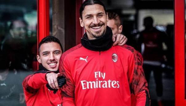 Zlatan Ibrahimović ostaje u Milanu
