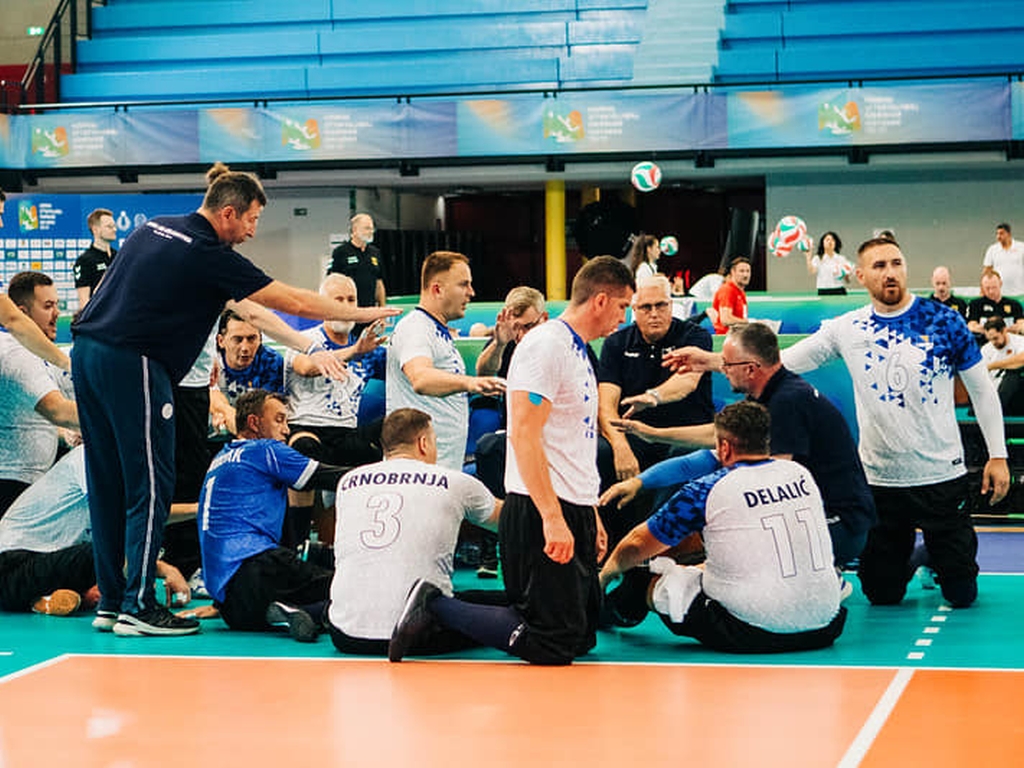 Zlatni bh. odbojkaši ubjedljivo pobijedili Srbiju i plasirali se u polufinale