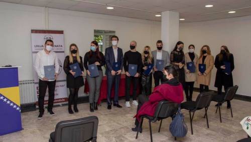 Zlatnim plaketama nagrađeni najbolji studenti mostarskog univerziteta