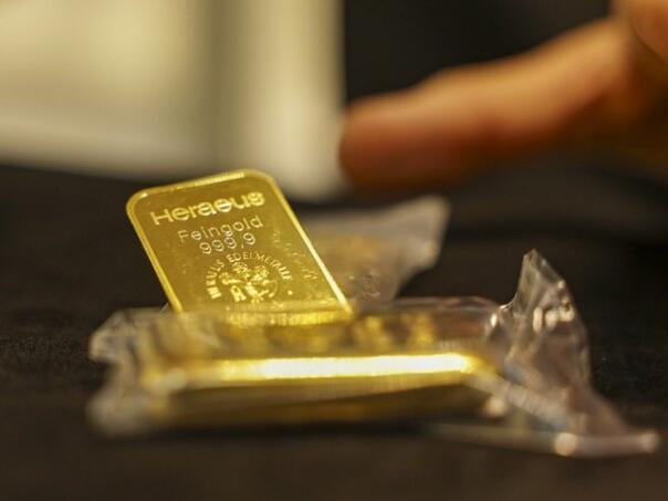 Zlato premašilo vrijednost od 5.000 dolara