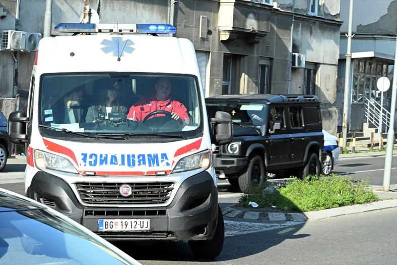 Zločin u Ribnikaru: Maloljetni Kosta K. stigao na suđenje