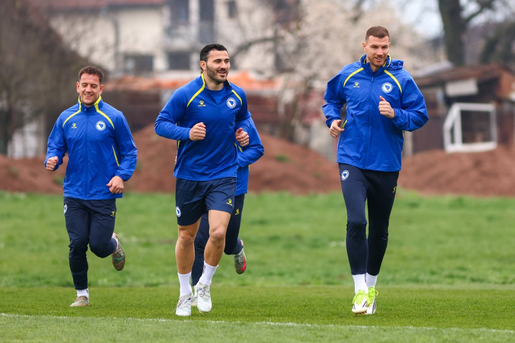 Zmajevi trenirali u Butmiru za historijsku utakmicu protiv Italije