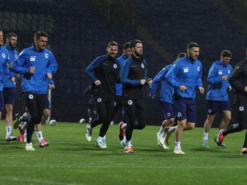 Zmajevi odradili prvi trening uoči utakmice s Ukrajinom