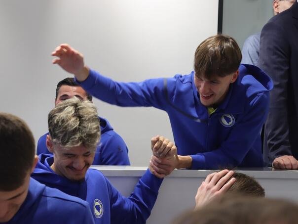 Zmajevi ponovo "zaskočili" selektora: Orilo se "Sergej Barbarez"