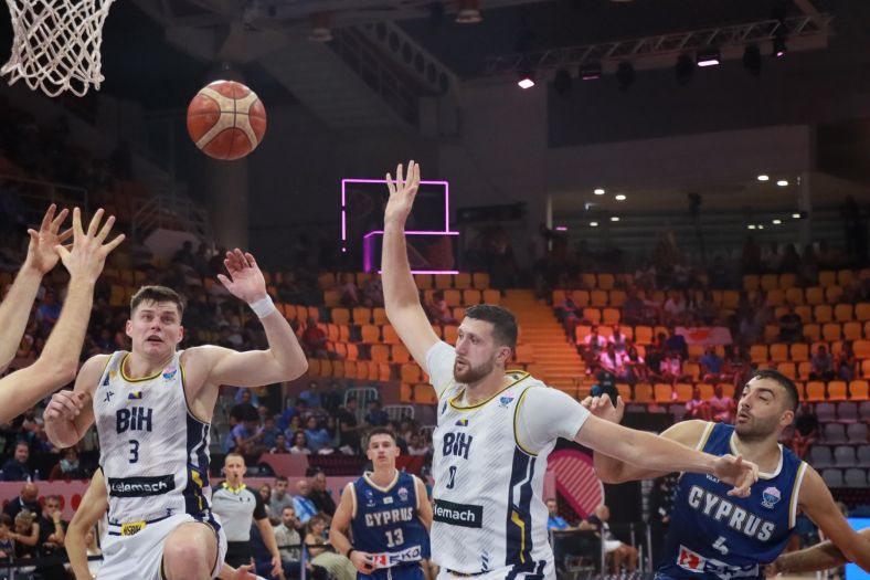 Zmajevi razbili Kipar na startu Eurobasketa