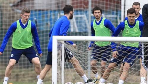 Zmajevi se u dvije grupe spremaju za Francuze