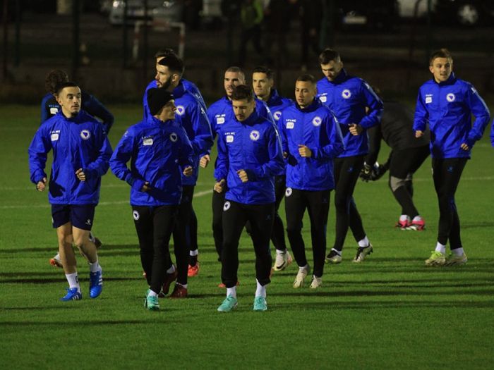 Zmajevi trenirali u Butmiru pred meč sa Luksemburgom, jedan igrač otpao