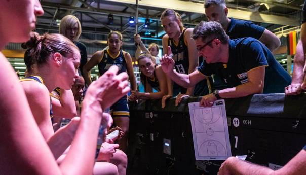 Zmajice bez doktora i lijekova putovale u Njemačku, domaćin im poklonio bandaže?