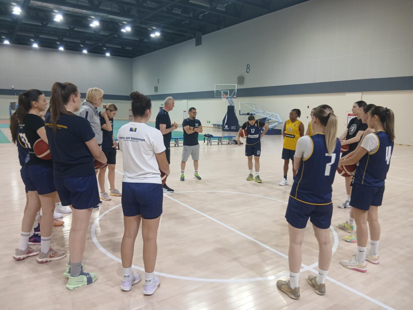 Zmajice obavile prvi trening u Kini, priključila se Kamiah Smalls