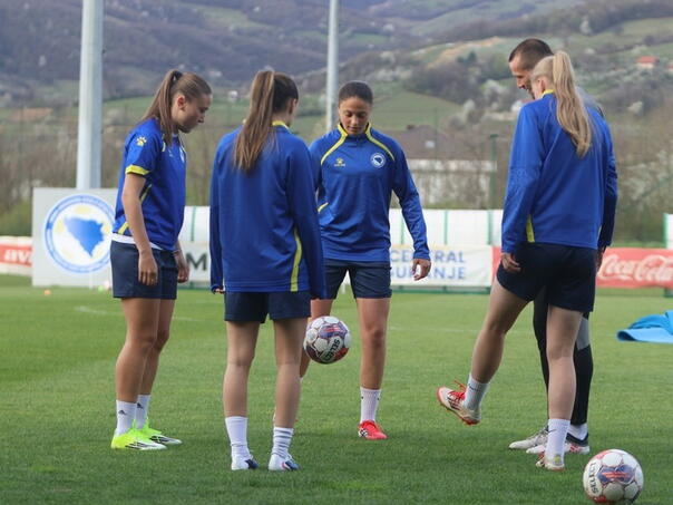 Zmajice počele pripreme za Litvaniju i Lihtenštajn