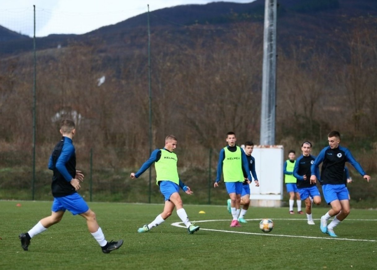 'Zmajići' počeli pripreme za dvomeč sa selekcijom Hrvatske