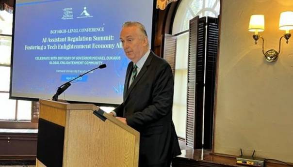 Lagumdžija o odluci Schmidta: Nacionalističke snage ojačale