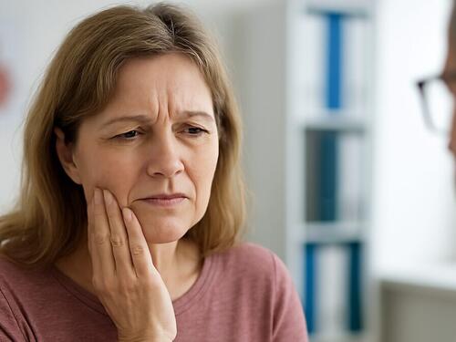 Znak srčanog udara koji žene najčešće ignorišu: Nije u grudima ni u ruci