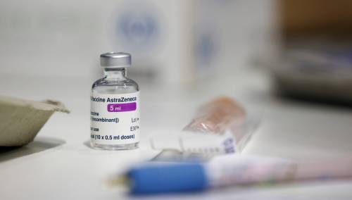 Znanstvenici istražuju nove teorije o povezanosti AstraZenece s ugrušcima