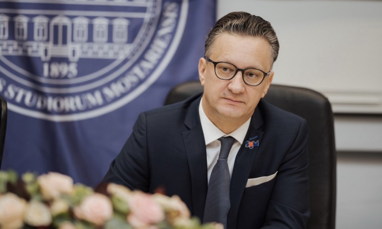 Zoran Tomić dobio Grand Prix HUOJ-a za razvoj odnosa s javnošću