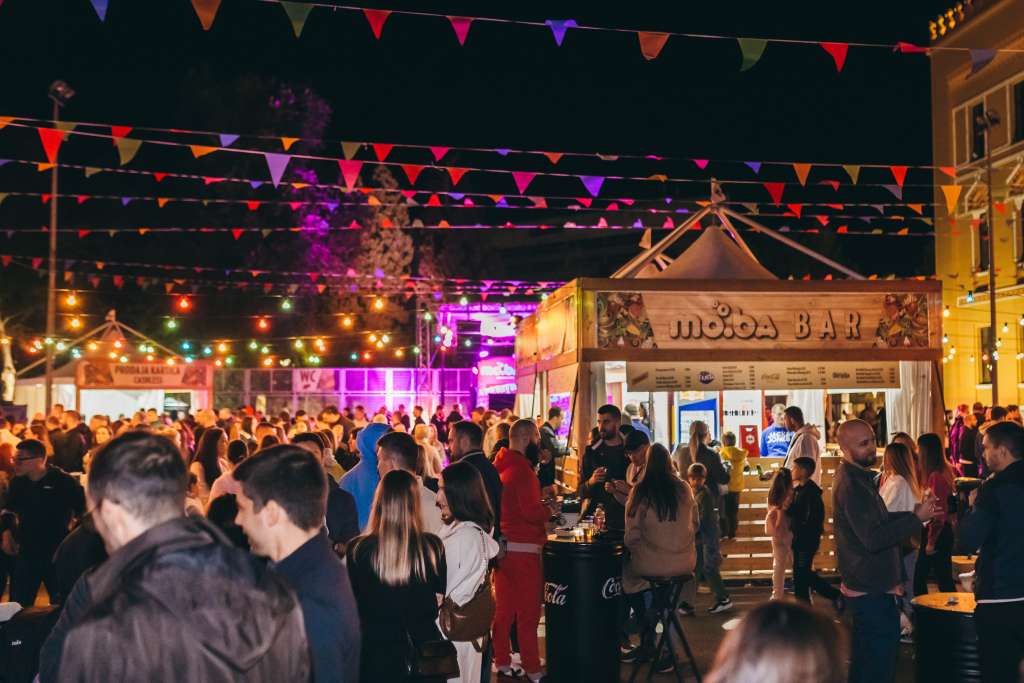 Zoster otvorio Moba Street Food Festival