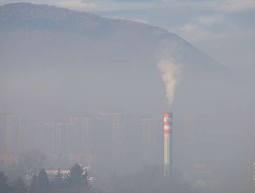 Zrak i jutros najzagađeniji u Kaknju, opasan za stanovništvo