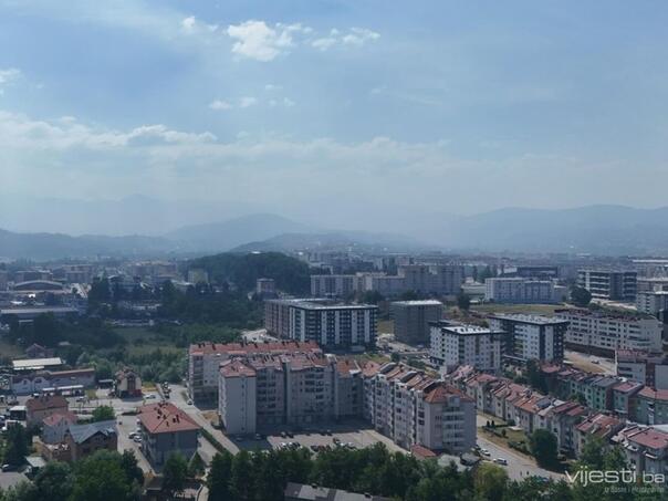Zrak u Sarajevu opet opasan: PM2.5 i PM10 čestice u porastu